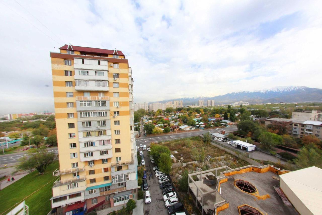 Razmestim В Жк Дуэт Almaty Exterior foto