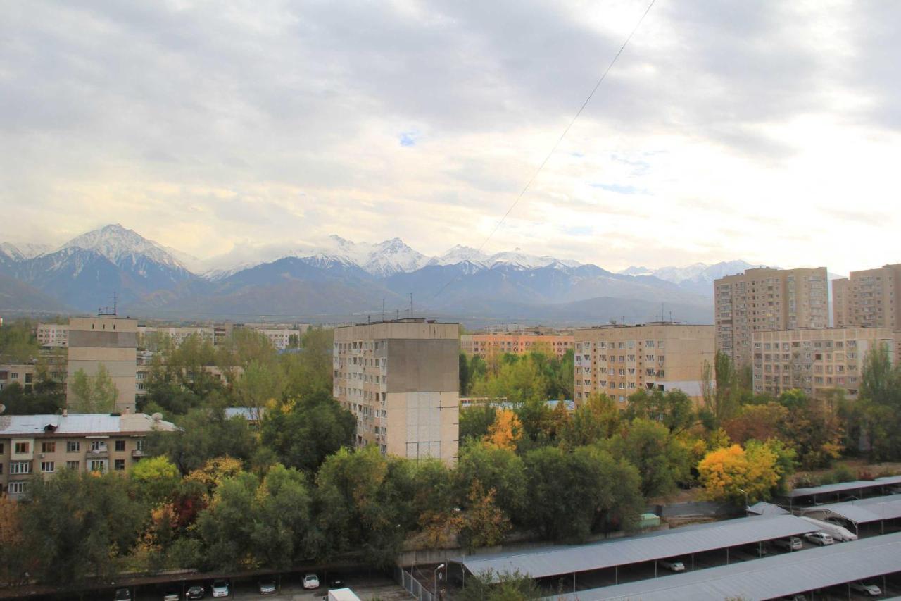 Razmestim В Жк Дуэт Almaty Exterior foto
